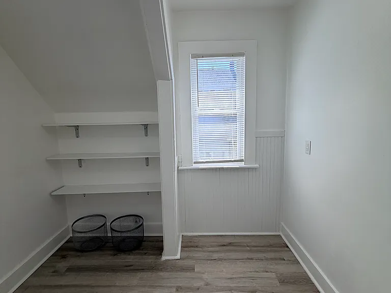 49 Henry St #3 — Photo 7