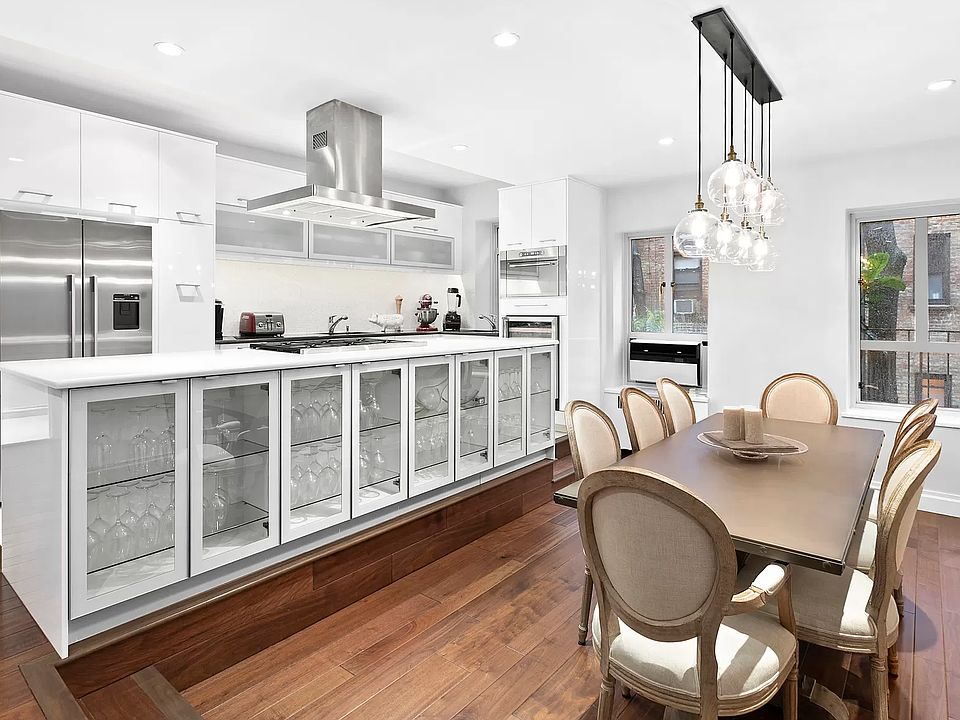 1st image of 155 W 20th St APT 4JK