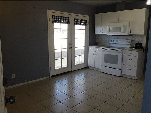 4th image of 6541 Casada Way