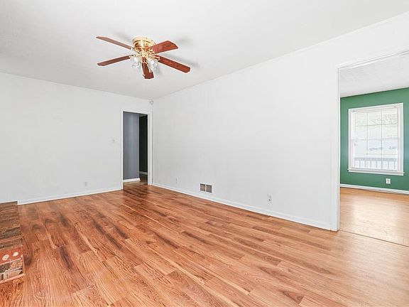 4th image of 886 Oakhill Ct