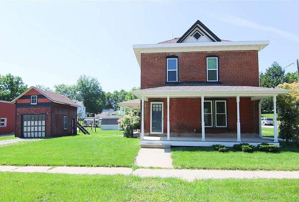 1st image of 307 W Welsh St