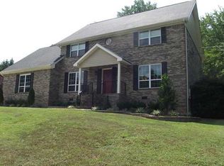 10925 N Harbor Rd, Soddy Daisy, TN 37379