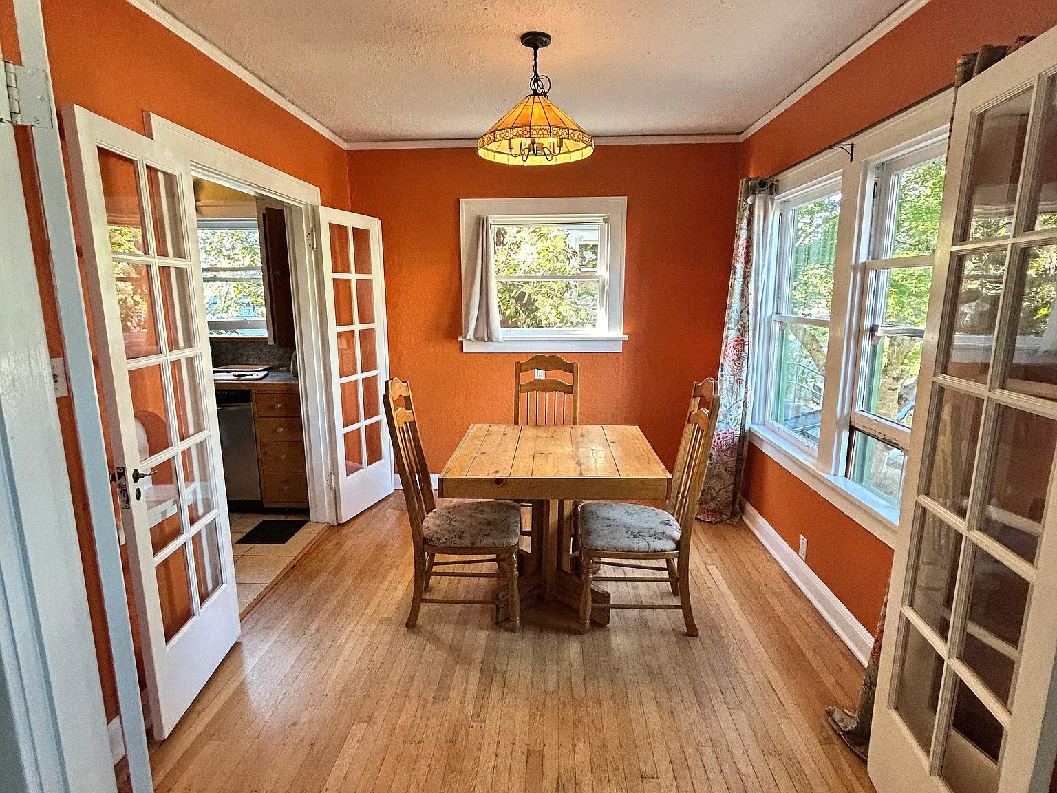 4 bed, 1500 sqft, $3,400 — Photo 4