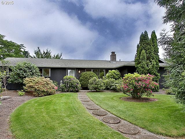 1st image of 2712 NE 48th St