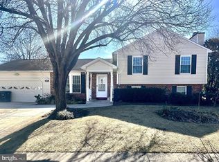 8017 Tiffany Ln, Lanham, MD 20706