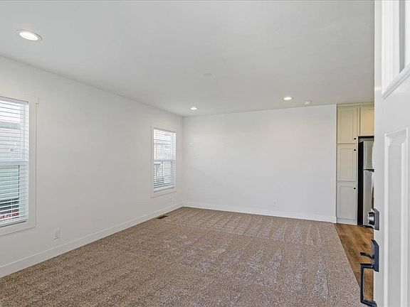 4th image of 1408 Playground Way