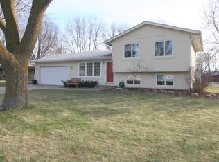 112138 Haering Ct W, Chaska, MN 55318