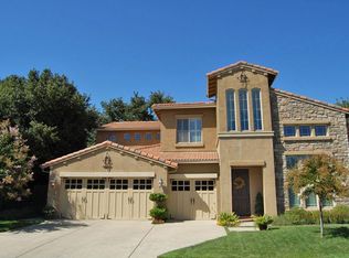 945 Sierra Park Ln, Sacramento, CA