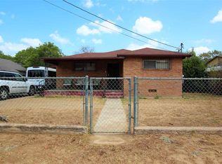 1718 Laredo St, Laredo, TX 78043