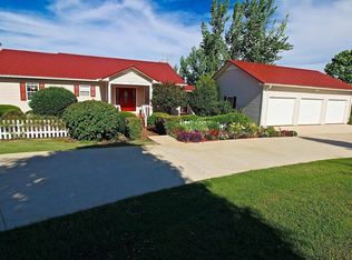 201 The Bear Blvd, Tamassee, SC 29686