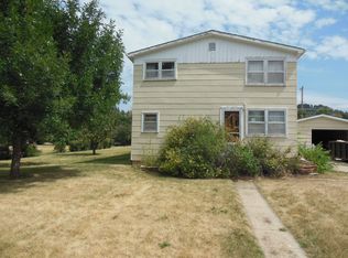 922 State St, Spearfish, SD 57783