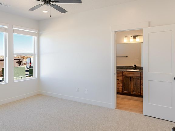 4th image of 3035 W Ekko View Loop