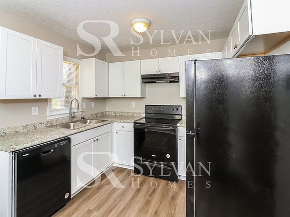 5th image of 4193 Chickasaw Trl