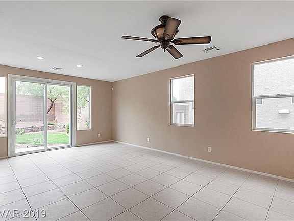 3rd image of 10636 Tray Mountain Ave