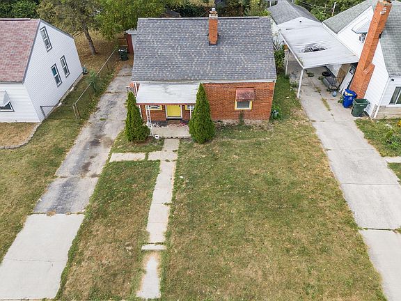 5th image of 717 S Highland Ave