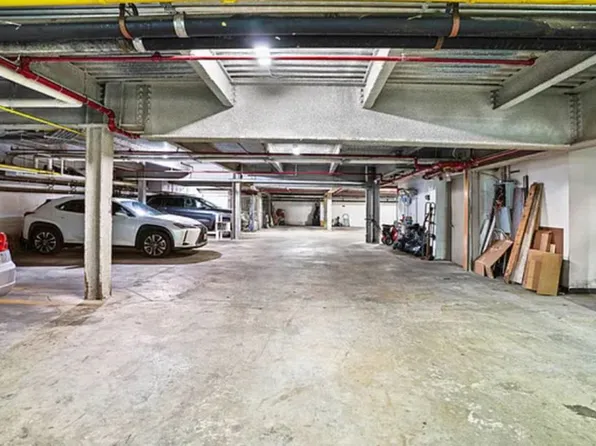 118-82 Metropolitan Avenue image 4 of 35