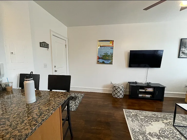 2710 Stuart Ave #8 — Photo 10