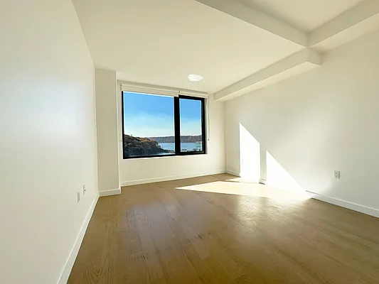 Rented by Bohemia Realty Group | media 2