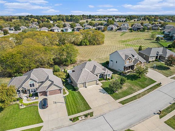 3rd image of 700 Indian Trail Ct
