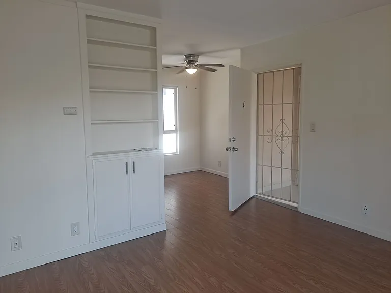 3943-3955 Arizona St — Photo 5