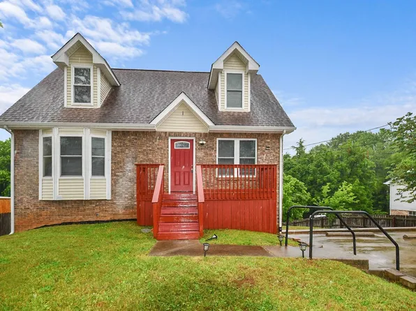 706 Green Valley Ct, Clarksville, TN 37042