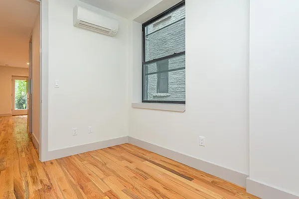 Rented by Brooklyn Group | media 6