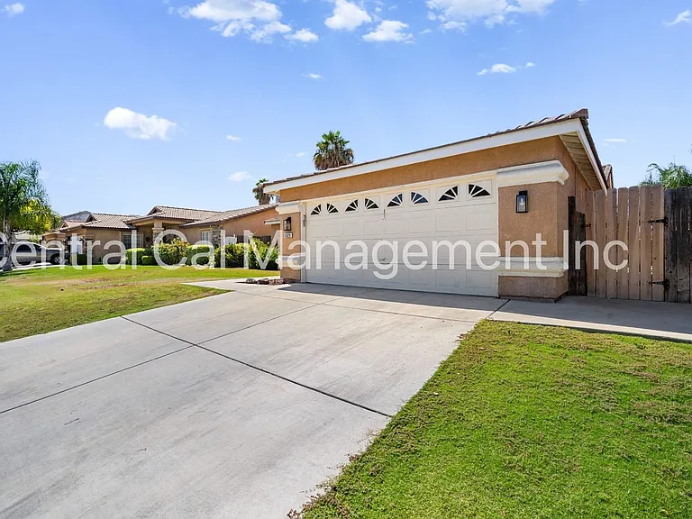 5029 Trabuco Canyon Dr — Photo 2