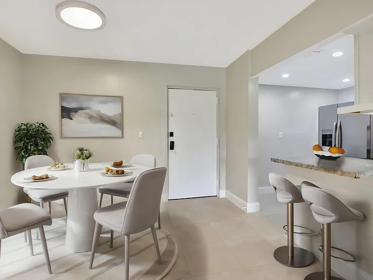 450 NW 20th St #2020 — Photo 28