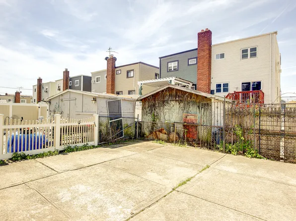 627 Beach 65th Street image 27 of 30