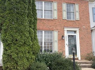 8831 Howland Pl, Bristow, VA 20136