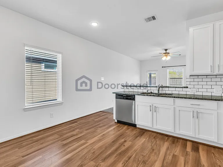 24014 Farmstead Dr — Photo 17