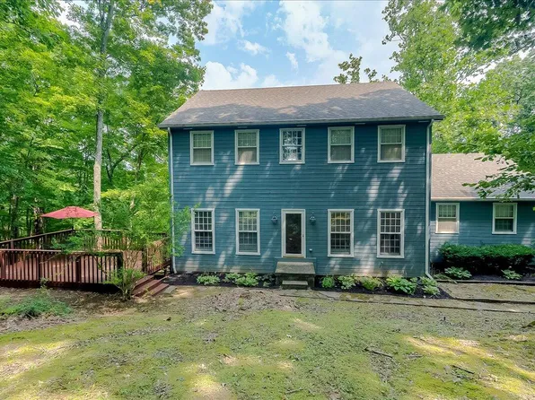 155 Hunters Trce, Frankfort, KY 40601