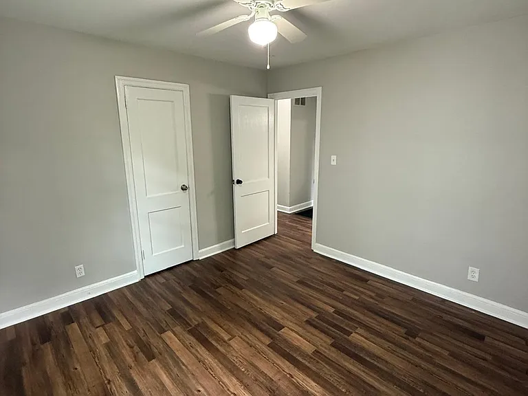 228 Lakeside Ave — Photo 14