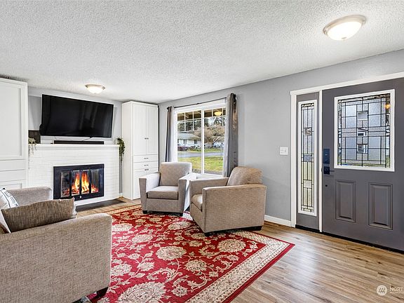 2nd image of 16814 10th Avenue E