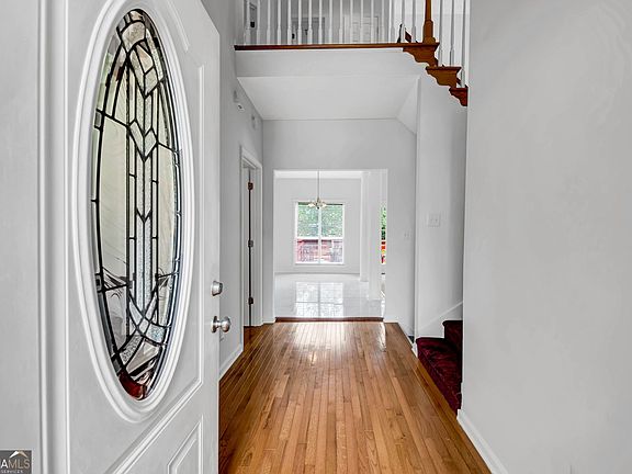4th image of 1722 Brandon Lee Way SW
