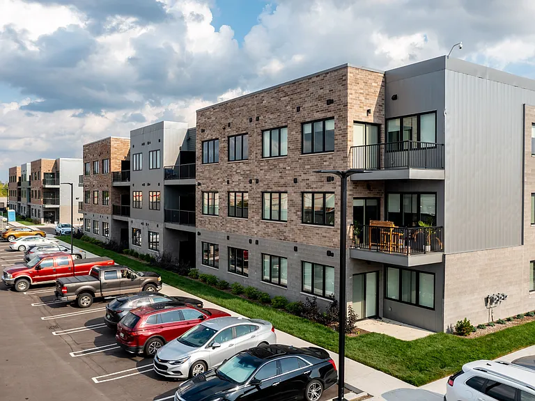 The Gem Apartments — Photo 8