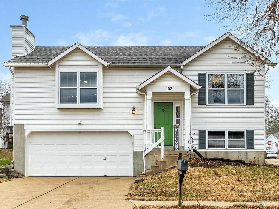 1st image of 102 Kinross Ct