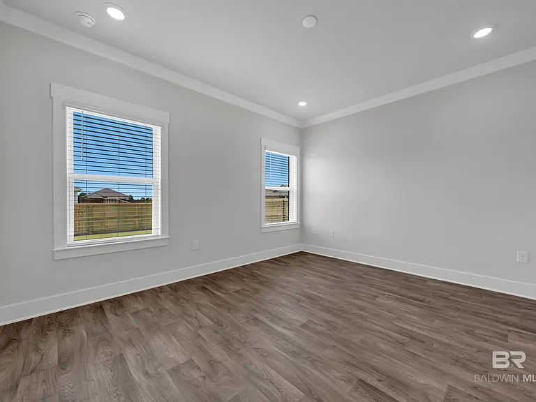 8984 Chabo Cir — Photo 15