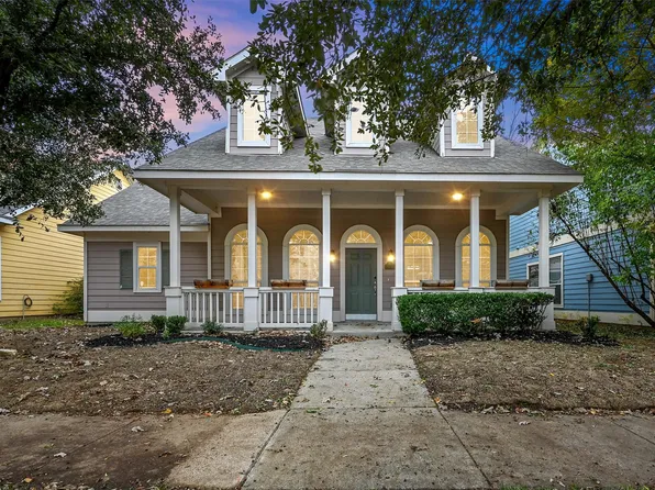 1034 Devonshire Dr, Aubrey, TX 76227