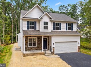 401 Birdie Rd, Locust Grove, VA 22508
