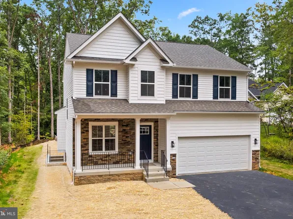 401 Birdie Rd, Locust Grove, VA 22508