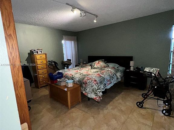 4th image of 13870 SW 62nd St APT 310