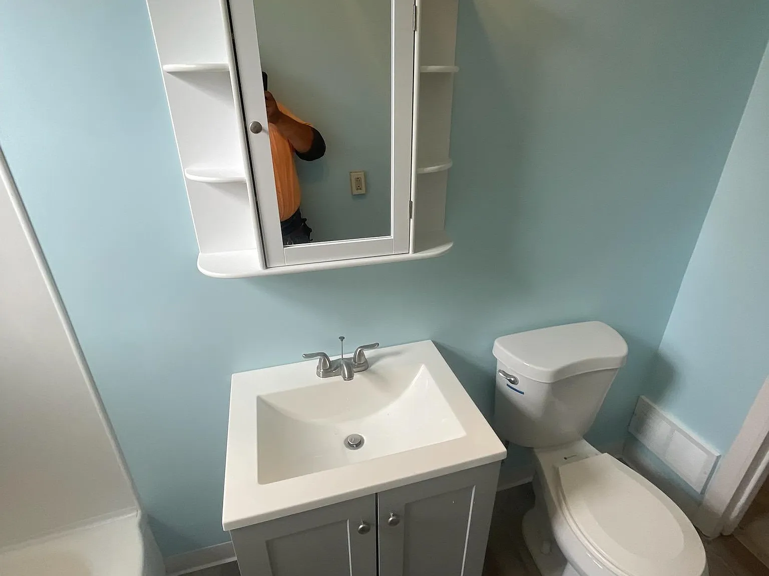 2 bed, 725 sqft, $850 — Photo 2