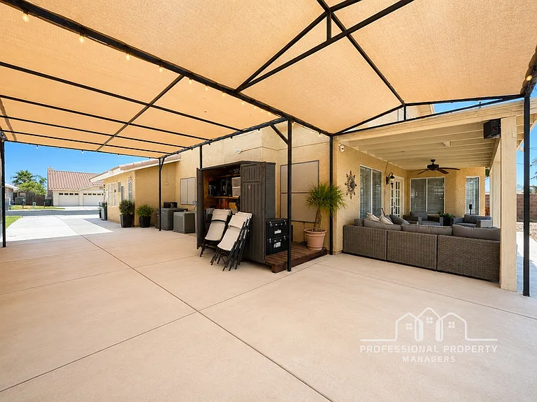 3522 W 12th Ln — Photo 29