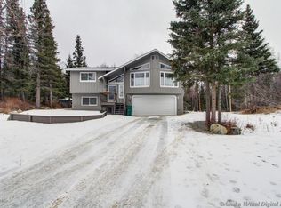 12621 Alpine Dr, Anchorage, AK 99516