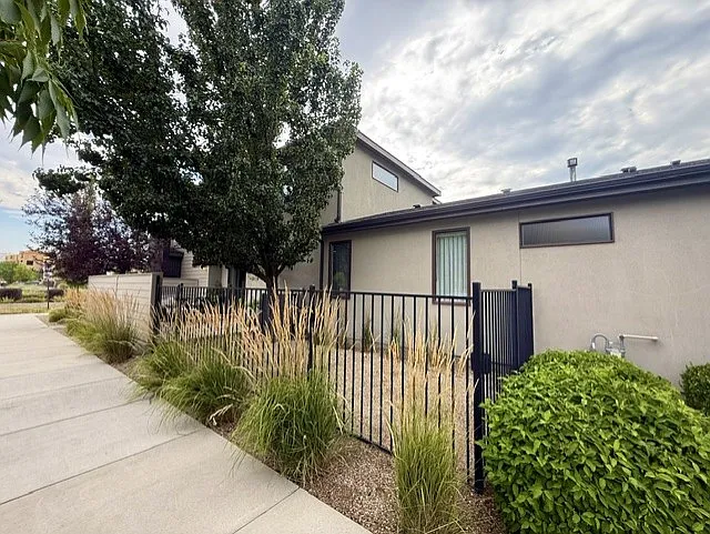3660 E Parkcenter Blvd — Photo 3