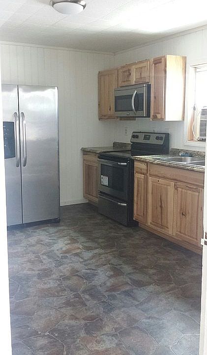 2nd image of 628 30th St