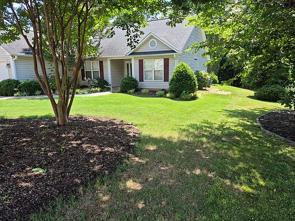 4th image of 309 N Autumn Crest Pl