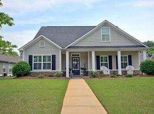 30 Tapestry Ln, Newnan, GA 30265