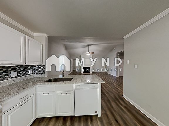 5th image of 6722 Rain Creek Way